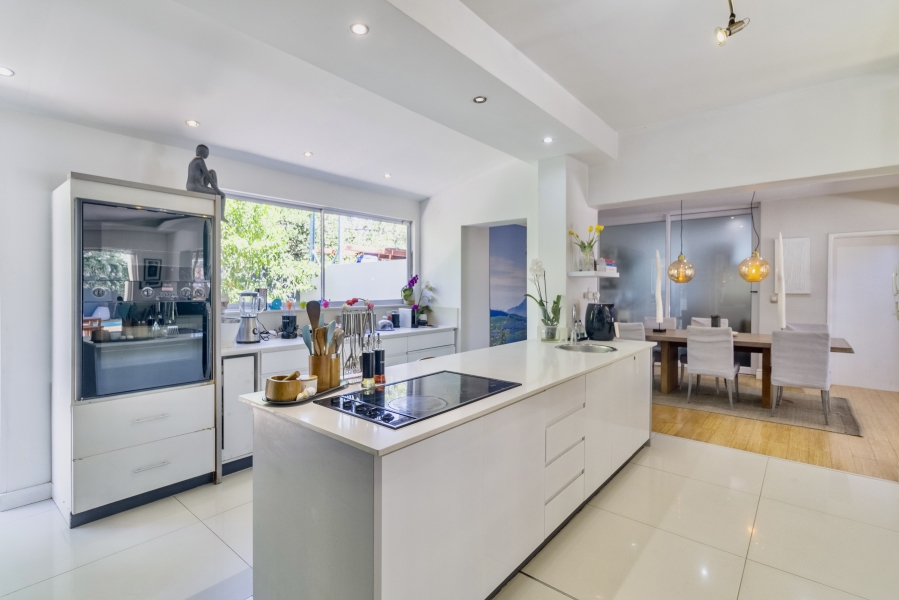 5 Bedroom Property for Sale in Melkbosstrand Central Western Cape